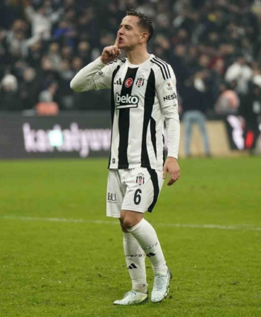 Amir Hadziahmetovic, Hull City’ye kiralandı