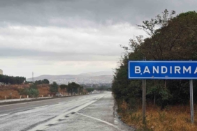 Bandırma’da sabah yağmuru serinlik getirdi