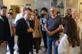 Esenyurt Belediyesine bağlı İstiklal Gençlik Merkezi spor salonu yeni görünümüne kavuştu