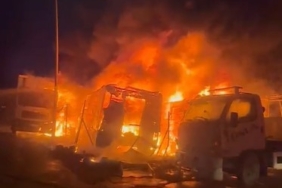 Bursa’da 3 kamyon ve 1 tır alev alev yandı, ortalık savaş alanına döndü