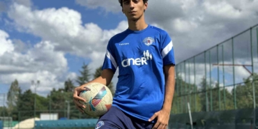 Spor ile eğitim hayatını başarıyla birleştiren Ali Nezihi Abay’ın hedefi Türkiye’yi yurt dışında temsil etmek