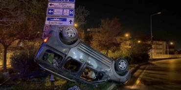 Kocaeli’de ticari araç takla attı: 6 yaralı