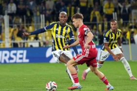 Trendyol Süper Lig: Fenerbahçe: 0 - Antalyaspor: 0 (Maç devam ediyor)