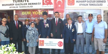 Ayvalık’ta Cumhuriyet Başsavcısı Acemoğlu gazileri unutmadı