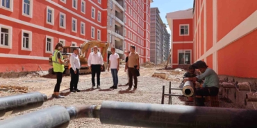 Genel Müdür Şahin, Bilecik’te bitmeyen KYK yurdunda incelemelerde bulundu