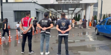 Yeni eğitim öğretim yılında polis ekipleri göz açtırmadı