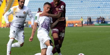 Trendyol Süper Lig: Eyüpspor: 0 - Göztepe: 0 (İlk yarı)