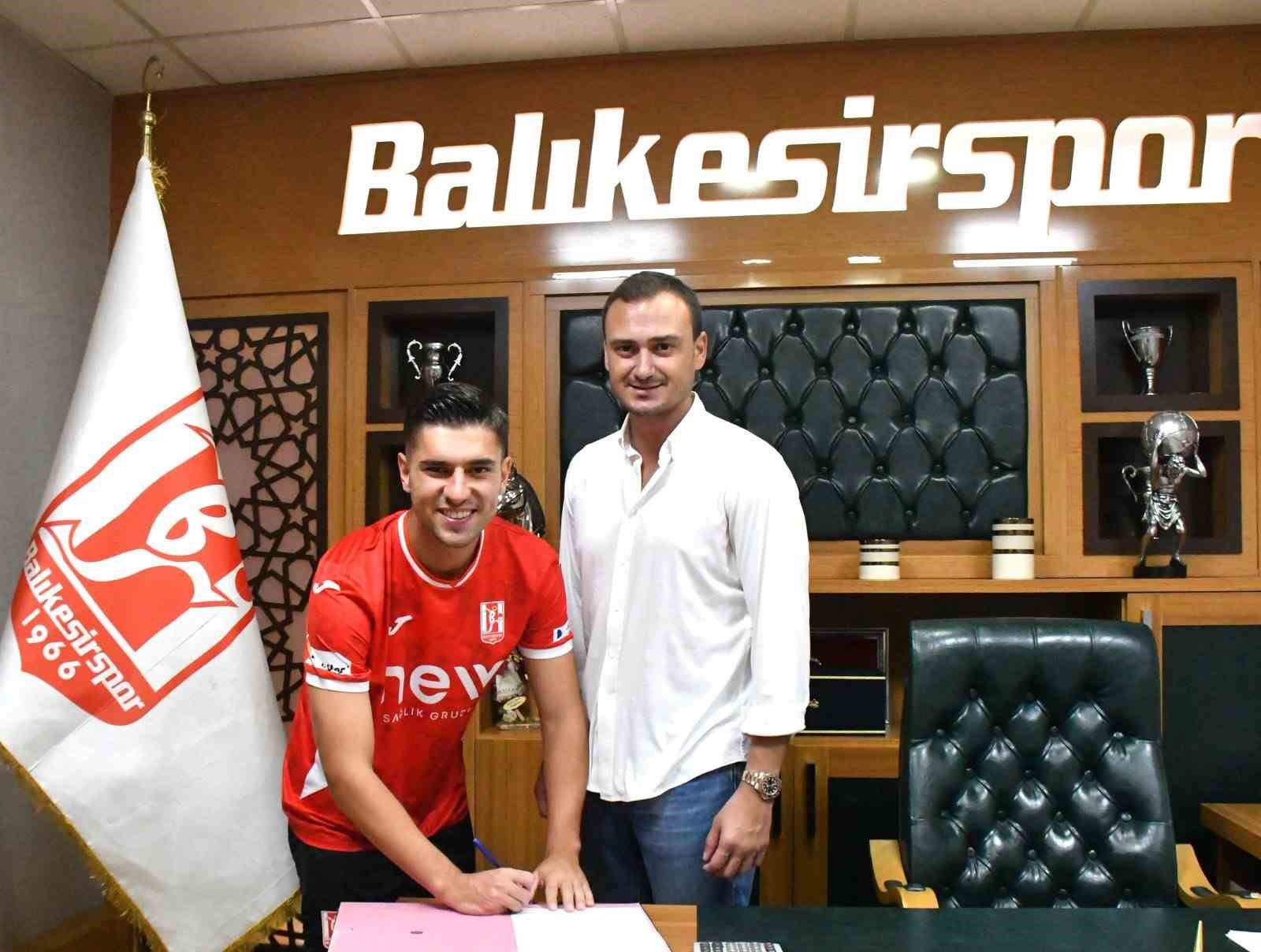 Balıkesirspor, Ahmet Necat Aydın ile sözleşme imzaladı
