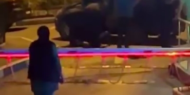 Başakşehir’de alkollü şahıs polis ekiplerine zor anlar yaşattı: O anlar kamerada