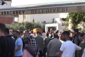 Yangında hayatını kaybeden 3 kişi gözyaşları arasında toprağa verildi