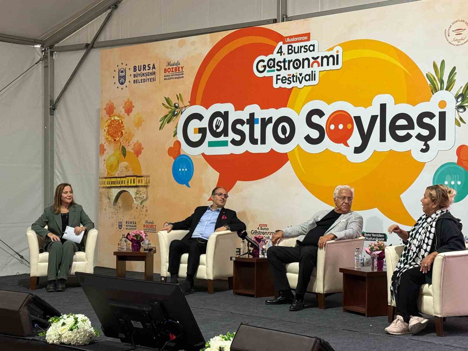 "Gençler köyde para kazanmalı"