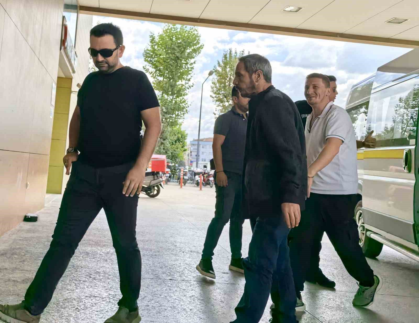 İnegöl’de aranan 2 şahıs yakalandı