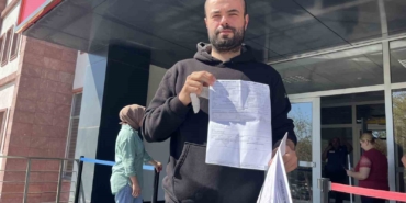 Vefat eden babasının defni için ikametgah engeline takılan gurbetçinin sitemi