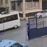 Sürücüsüz ilerleyen aracı böyle durdurdu