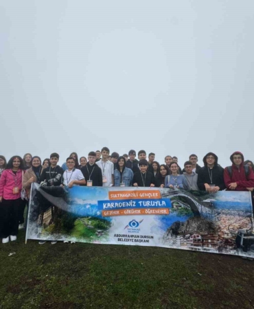 Sultangazi’de başarılı öğrencilere 5 günlük Karadeniz turu ödülü