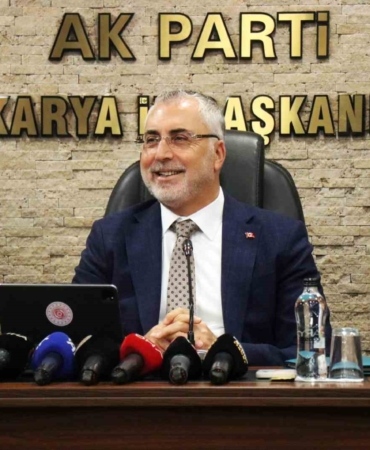 Çalışma ve Sosyal Güvenlik Bakanı Işıkhan: "İşsizlik oranı 0,4 puan düşerek yüzde 8 seviyesinde gerçekleşti"