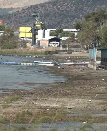 İznik Gölü kuruyor