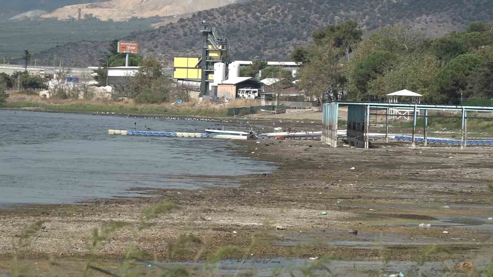 İznik Gölü kuruyor