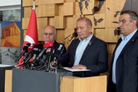 Gürsel Tekin’den Özgür Özel’e: "Arkadaşlarımızın tutuklu olmalarına sebep olanlarla ilgili işlem yapmalarını beklerdim"