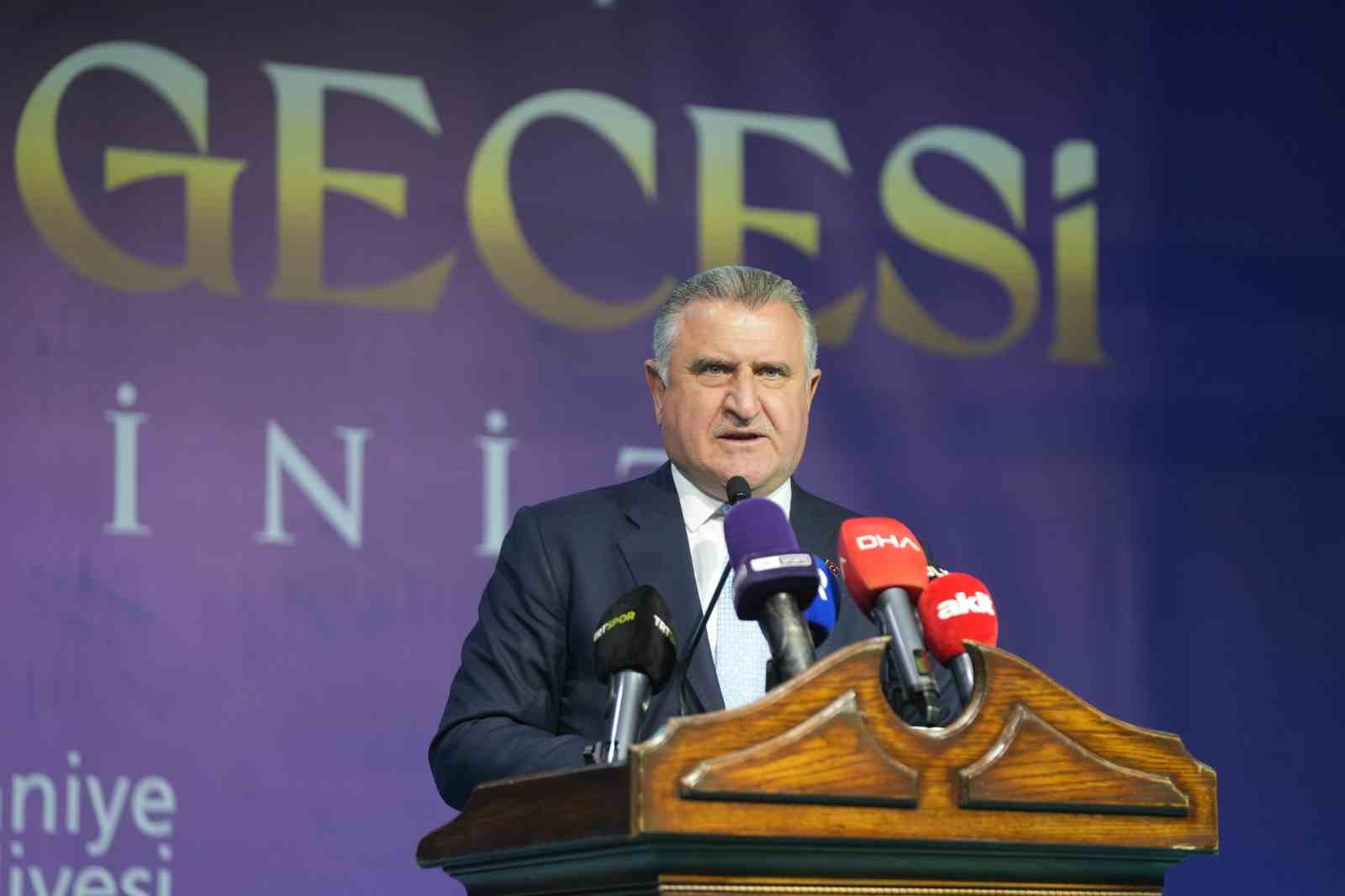 Bakan Osman Aşkın Bak: "Türkiye bir spor devrimi yaşamaktadır"