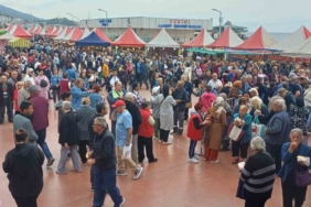 2. Çınarcık Hamsi Festivali’nde 4 ton balık ikram edildi