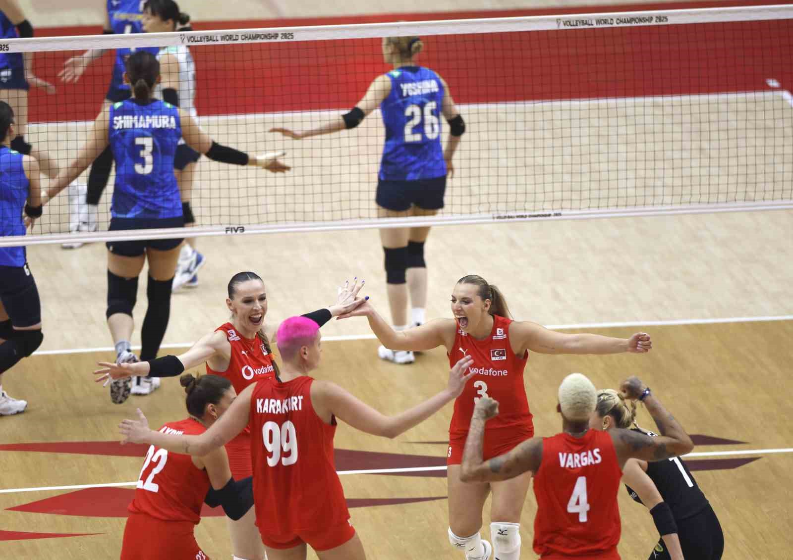 A Milli Kadın Voleybol Takımı, Dünya Şampiyonası’nda ilk kez finalde