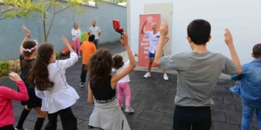 Nilüfer Belediyesi’nden engelli bireylere özel zumba etkinliği