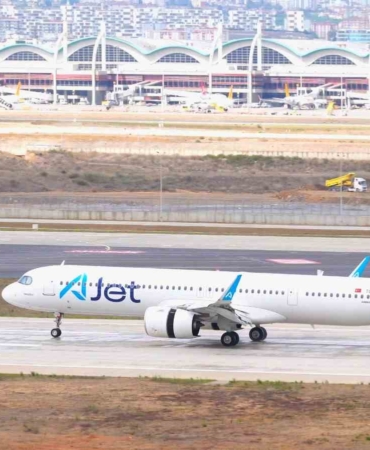 Sabiha Gökçen Uluslararası Havalimanı ikinci pistin 24L iniş operasyonlarını başlattı