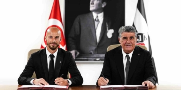 Beşiktaş, Vaclav Cerny ile sözleşme imzaladı