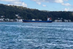 İstanbul Boğazı’nda kargo gemisi motor arızası yaptı