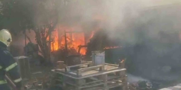Bursa’da bağ evi alev alev yandı
