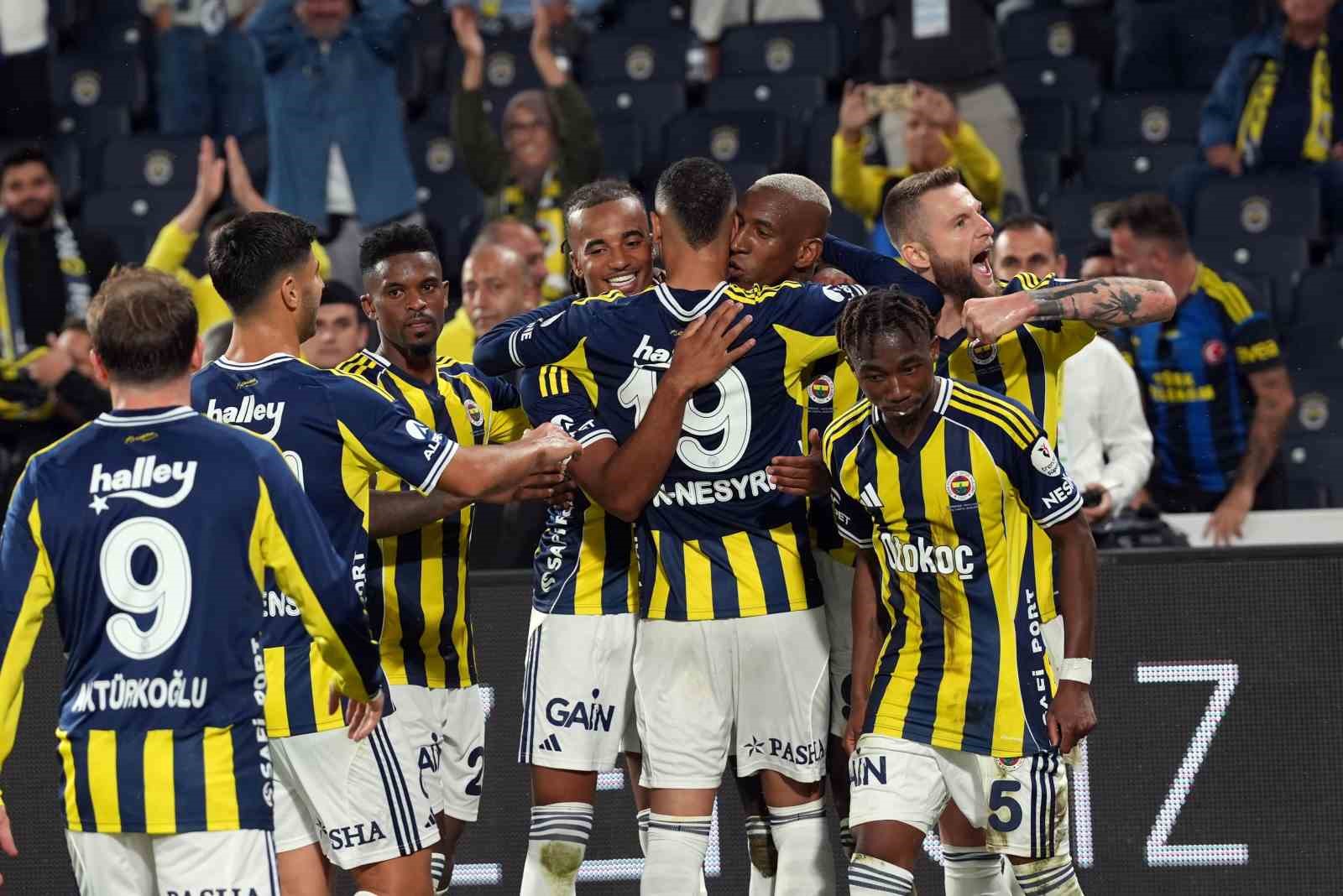 Fenerbahçe, Antalyaspor’u üst üste 7. kez mağlup etti