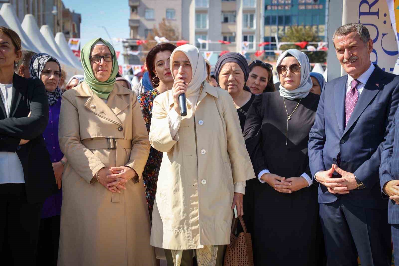 AK Parti Grup Başkanvekili Zengin, kadın emeğinin önemine vurgu yaptı