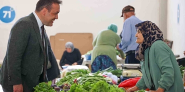 Vali Sözer, pazarcı esnafıyla bir araya geldi