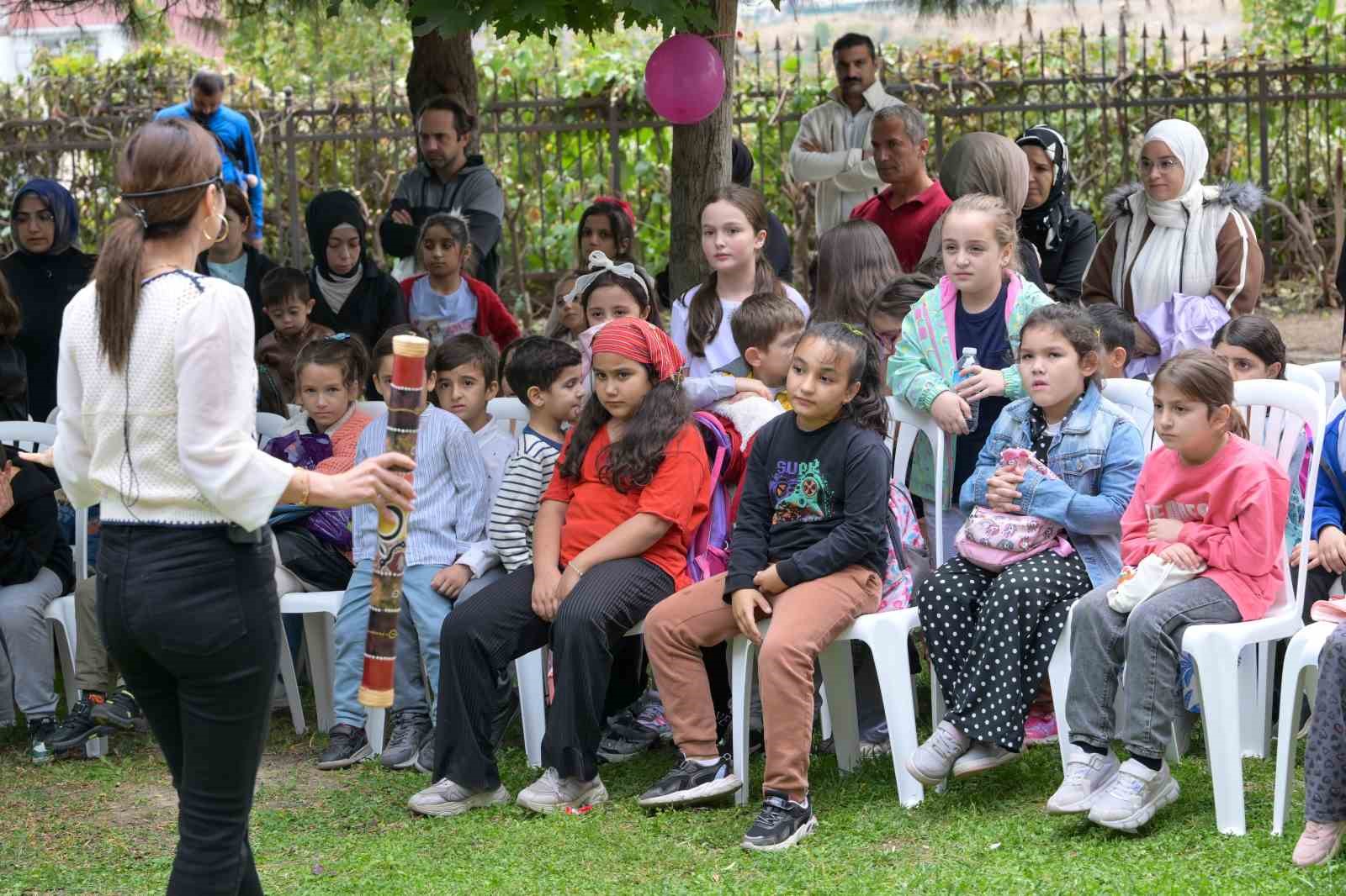 Esenyurt’ta Anadolu Masalları çocuklarla buluştu