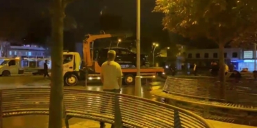 Aracıyla süs havuzuna girdi: Alkollü sürücü navigasyonu suçladı