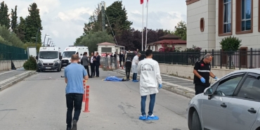 Yalova Adliyesi önünde silahlı saldırı: 1 ölü 1 yaralı