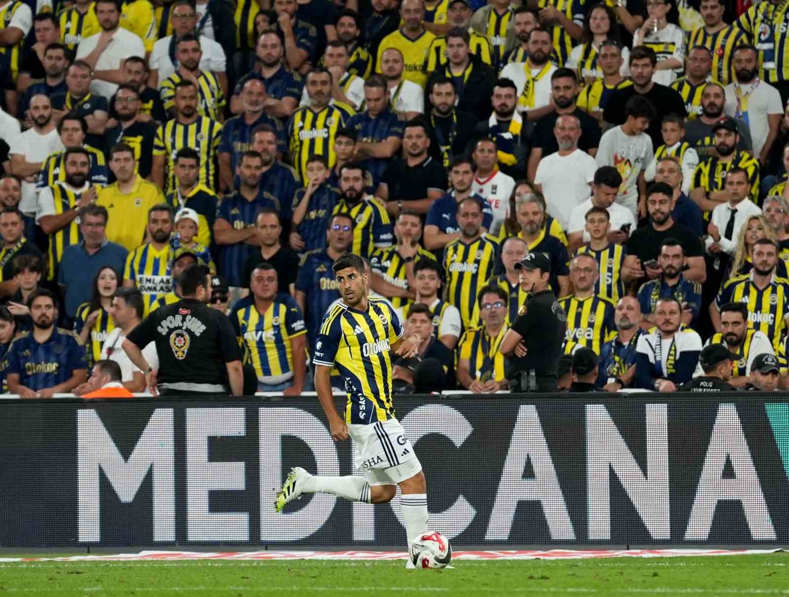 Marco Asensio, ilk kez forma giydi