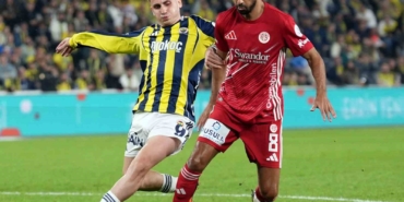 Trendyol Süper Lig: Fenerbahçe: 0 - Antalyaspor: 0 (İlk yarı)