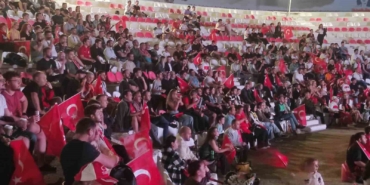 Tekirdağ’da Türkiye’nin Yunanistan galibiyetini dev ekranda izlediler