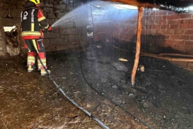 Sındırgı’da ahır yangını