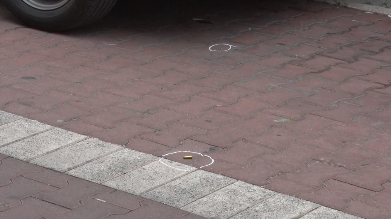 Avcılar’da iki yıl önce zıpkınla vurduğu abisini bu defa kurşunladı