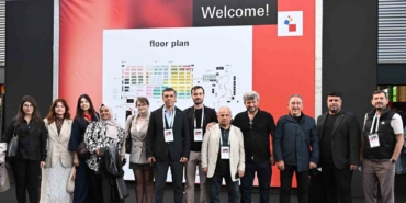 Bursa Kumaşları Paris’te genç tasarımcıların vizyonuyla hayat buldu