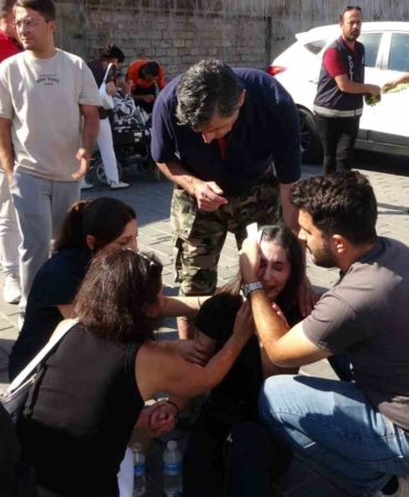 Taksim’de polis aracı kaza yaptı: 4 polis yaralı