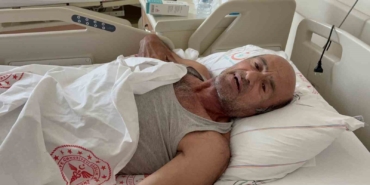 Ayı saldırısına uğradı: Canını ağaca tırmanarak kurtardı