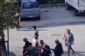 Sokak köpeği çocuğu ısırdı, ailesi ile köpeği besleyen adam birbirine girdi