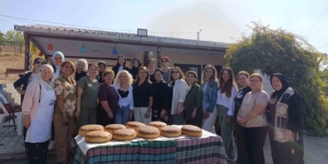 İrfaniye’de ekmekler kadın dayanışmasıyla pişti