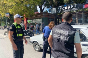 Kocaeli’de 26 ekip, okul çevrelerini narkotik ablukaya aldı
