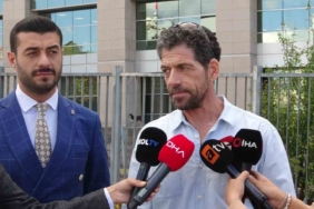 Oyuncu Cemal Hünal’dan imzası taklit edilerek öğrencilere sertifika dağıtıldığı iddiasıyla suç duyurusu