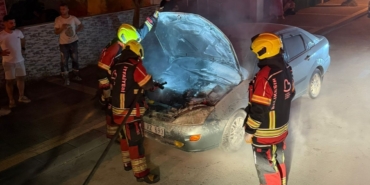 Bandırma’da araç yangını söndürüldü